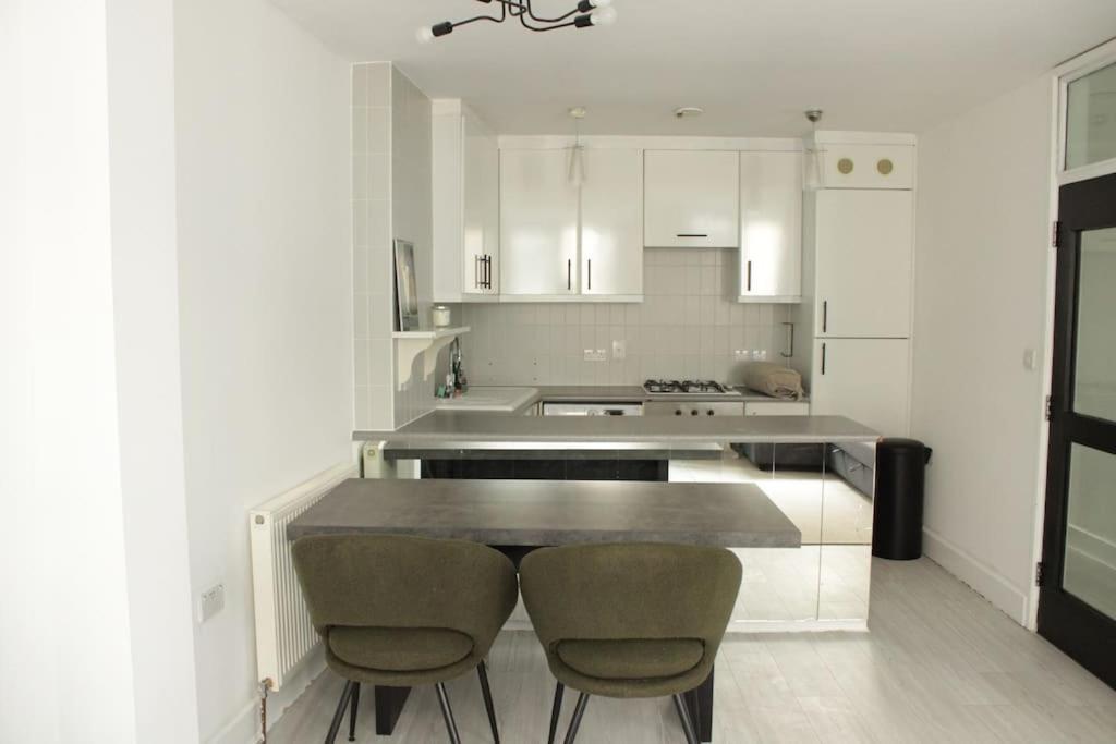 2 Bedroom Central London Apartment Modern And Stylish Buitenkant foto